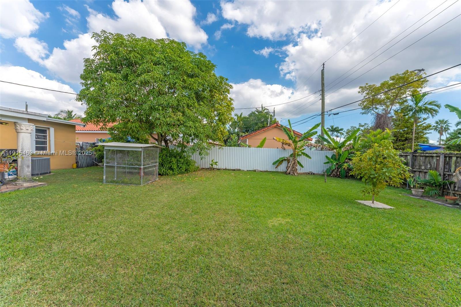 WESTWOOD LAKE 9TH ADDN - Residential