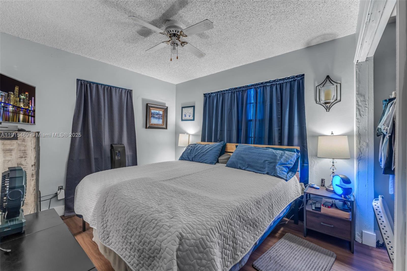 WESTWOOD LAKE 9TH ADDN - Residential