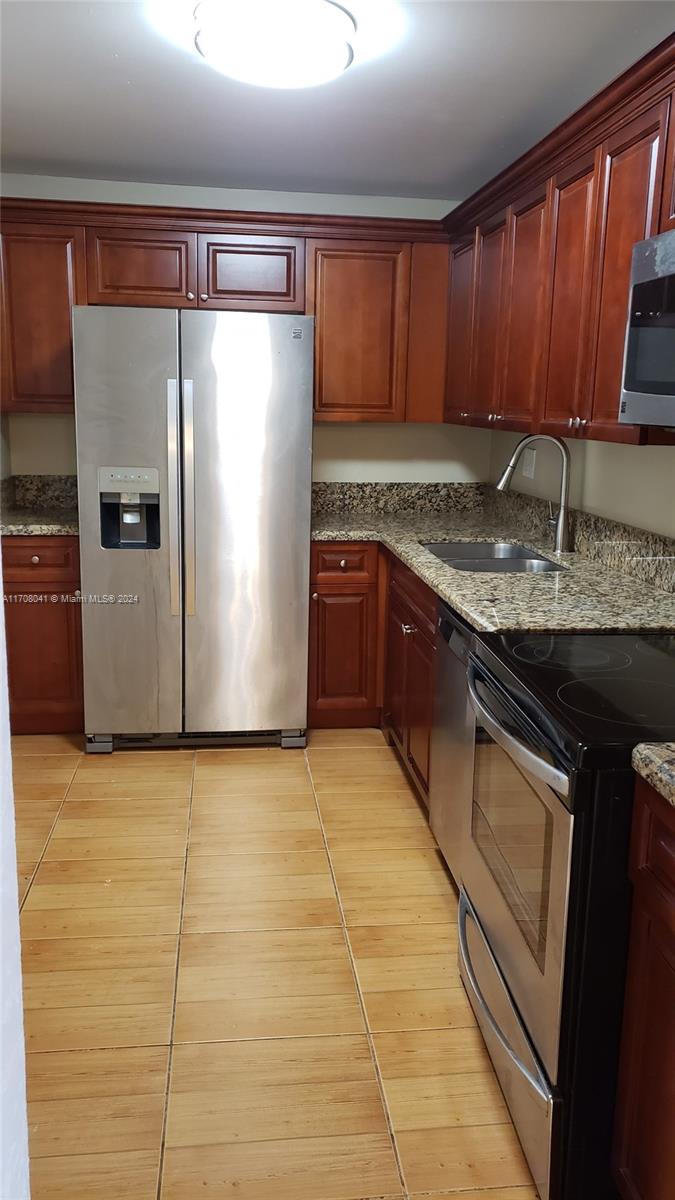 BAYVIEW PALMS CONDO - Residential