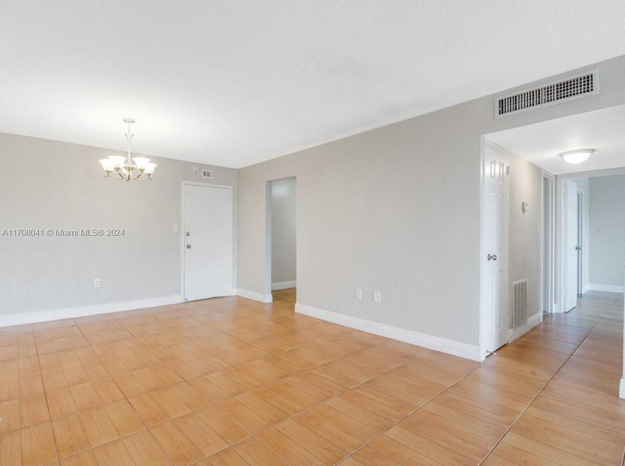 BAYVIEW PALMS CONDO - Residential
