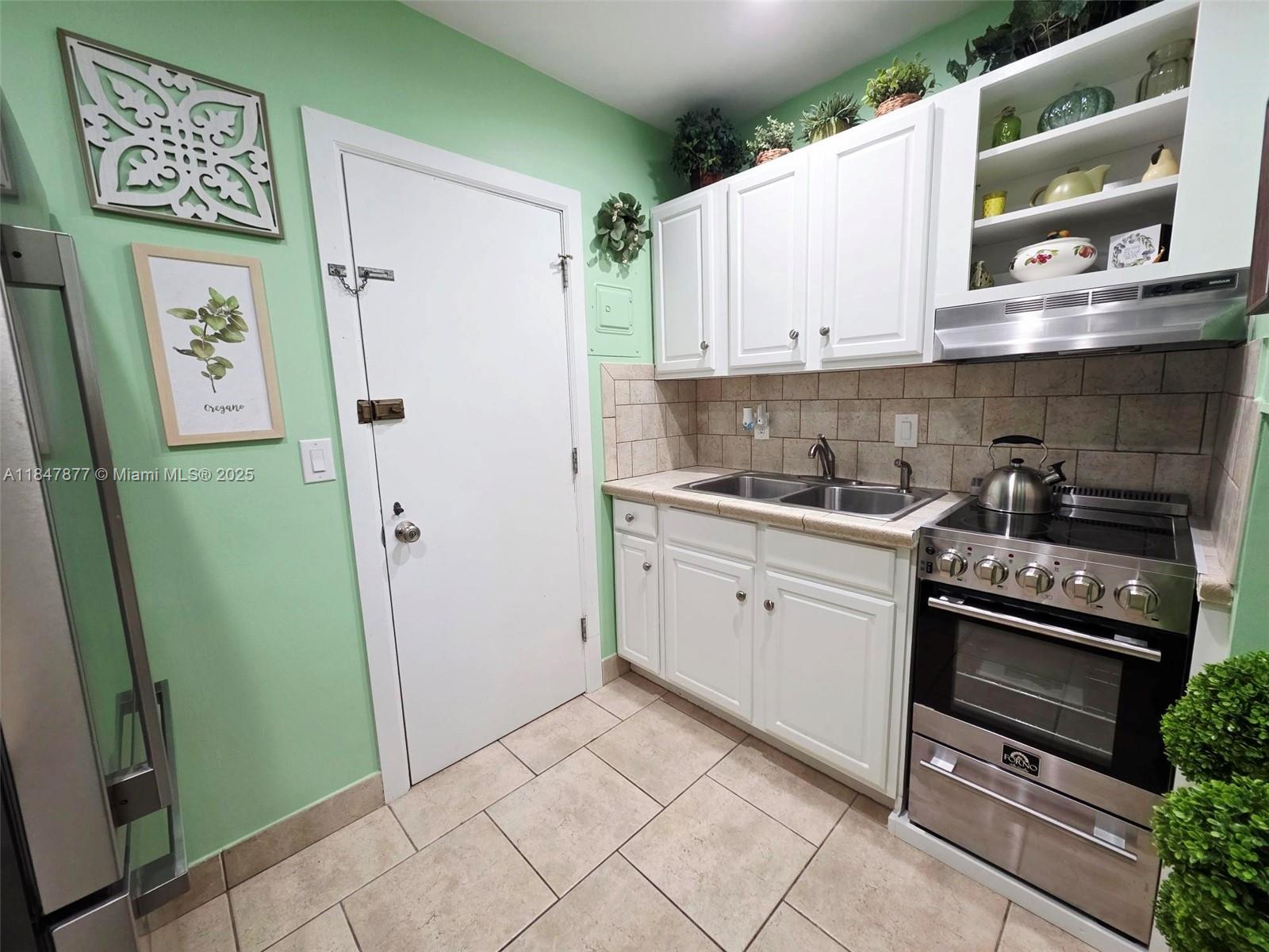 GEORGIAN COURT APTS NORTH - Residential