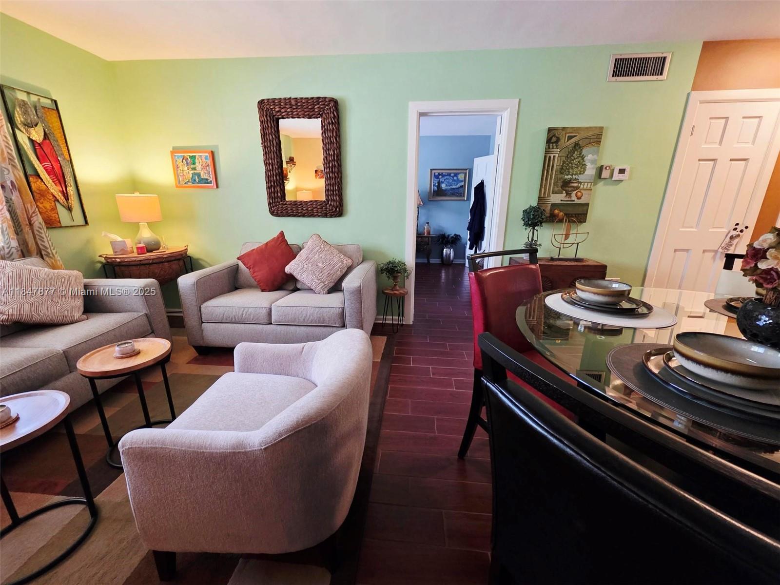 GEORGIAN COURT APTS NORTH - Residential