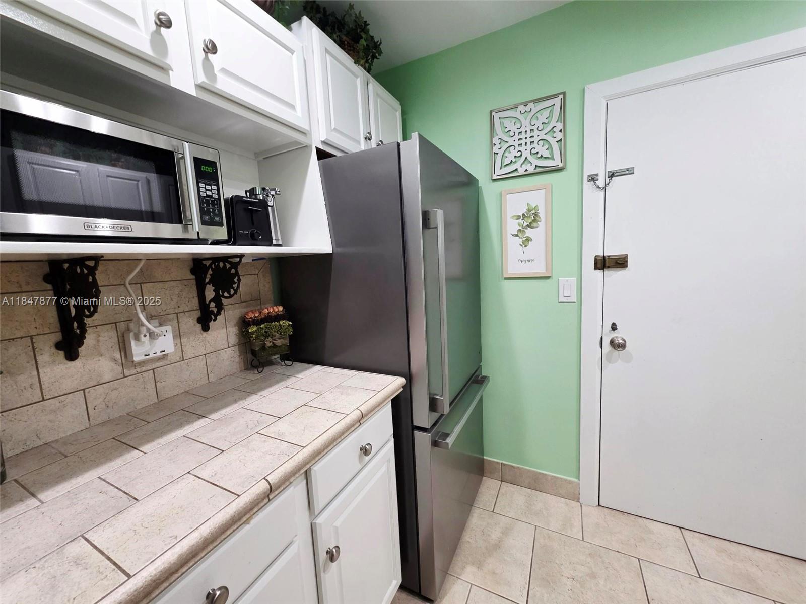 GEORGIAN COURT APTS NORTH - Residential