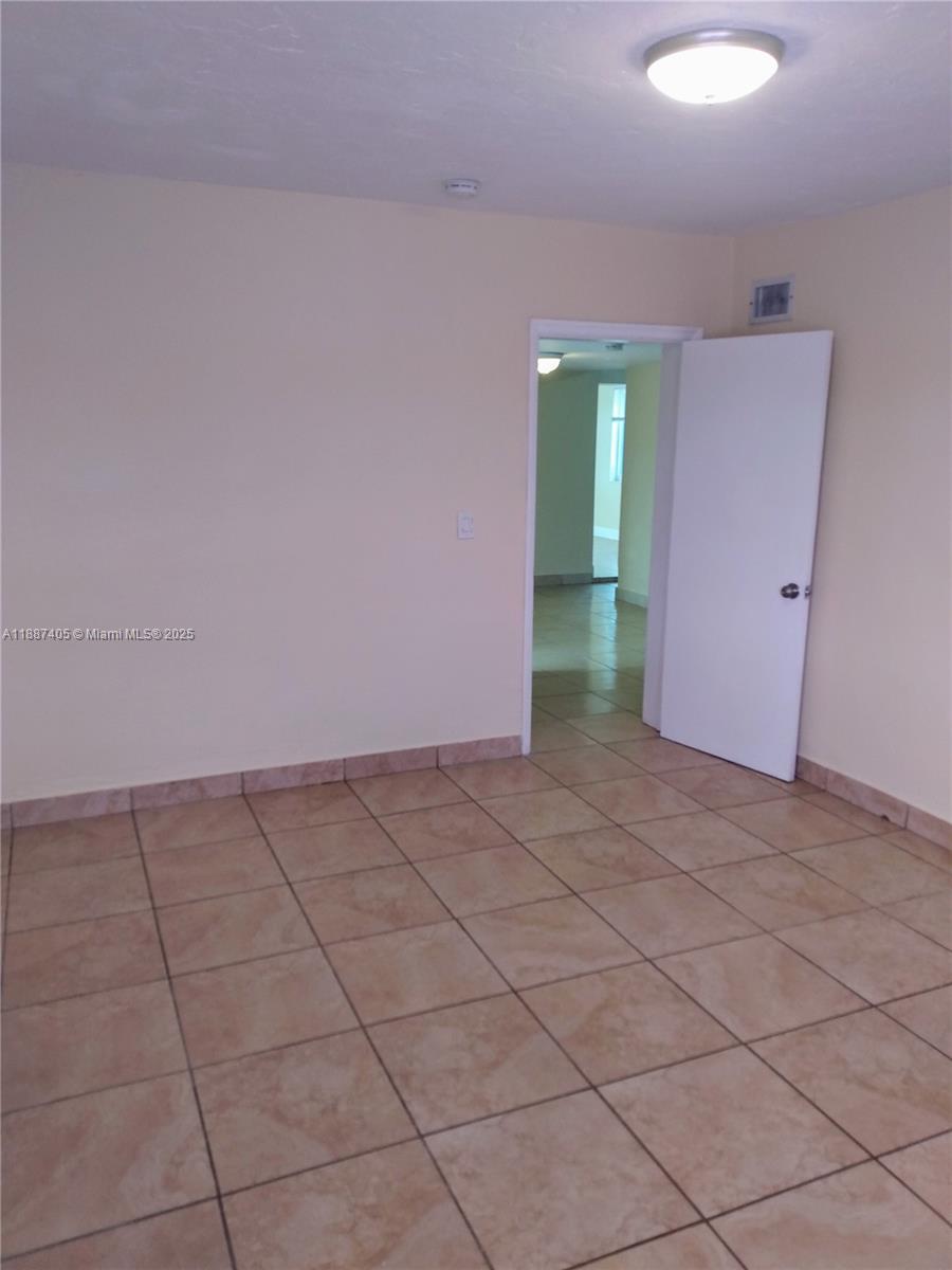 LAKE AVE ADD TO WPB - Residential Lease