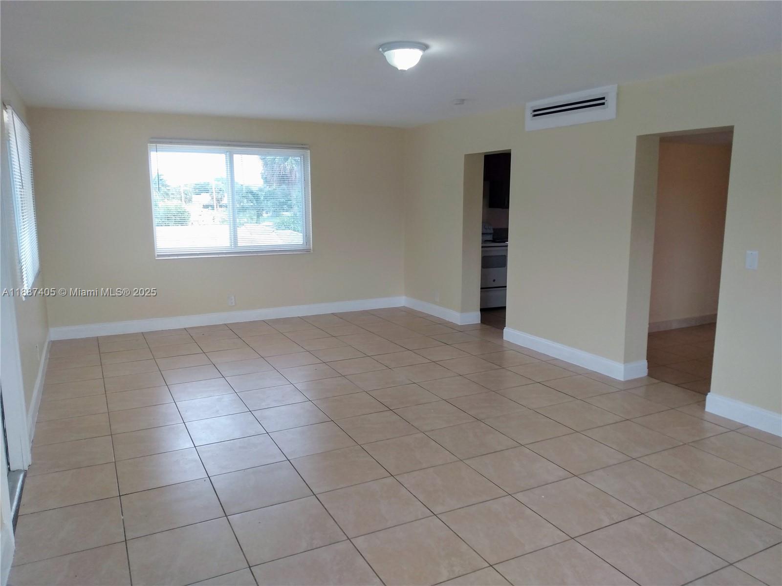 LAKE AVE ADD TO WPB - Residential Lease
