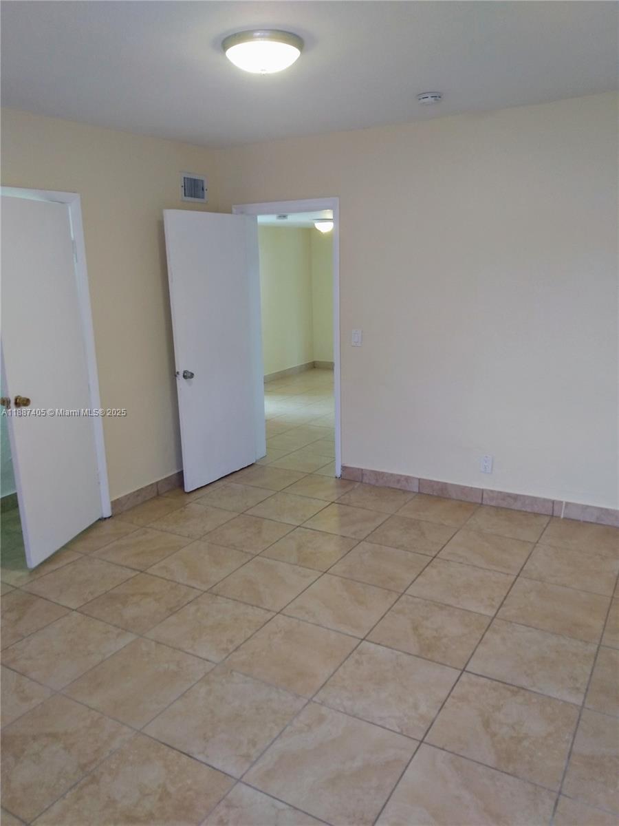 LAKE AVE ADD TO WPB - Residential Lease