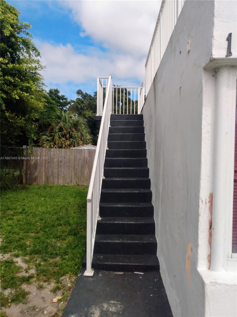LAKE AVE ADD TO WPB - Residential Lease