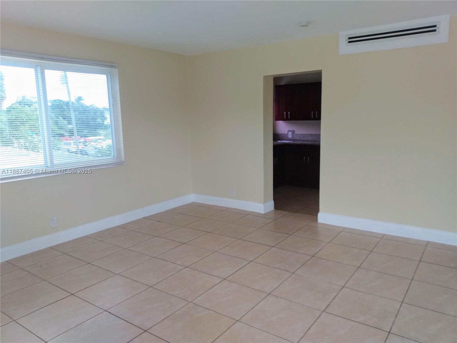 LAKE AVE ADD TO WPB - Residential Lease