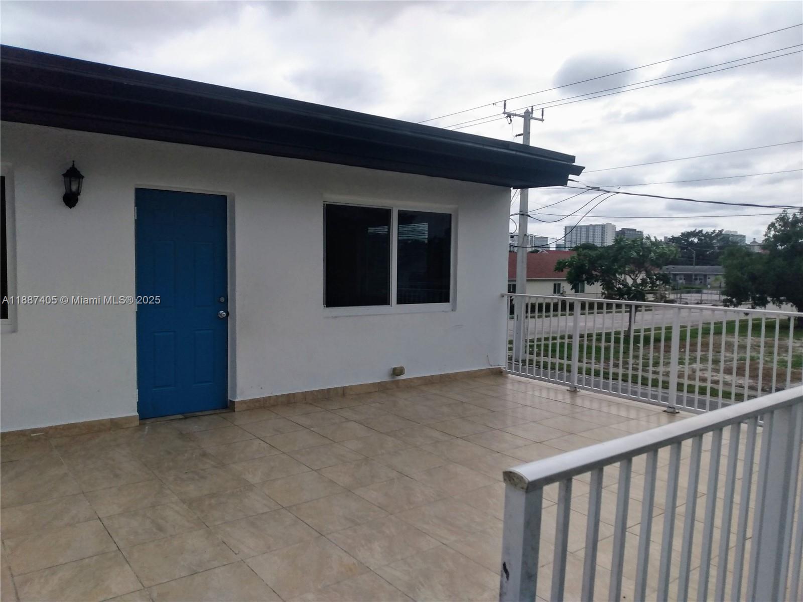 LAKE AVE ADD TO WPB - Residential Lease