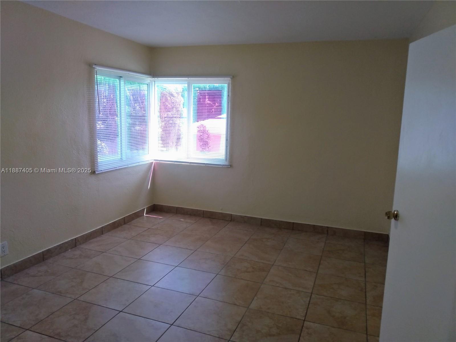 LAKE AVE ADD TO WPB - Residential Lease