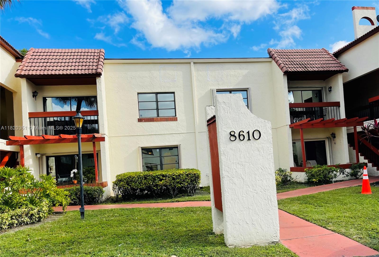 LAGO DEL REY CONDO #2 - Residential Lease