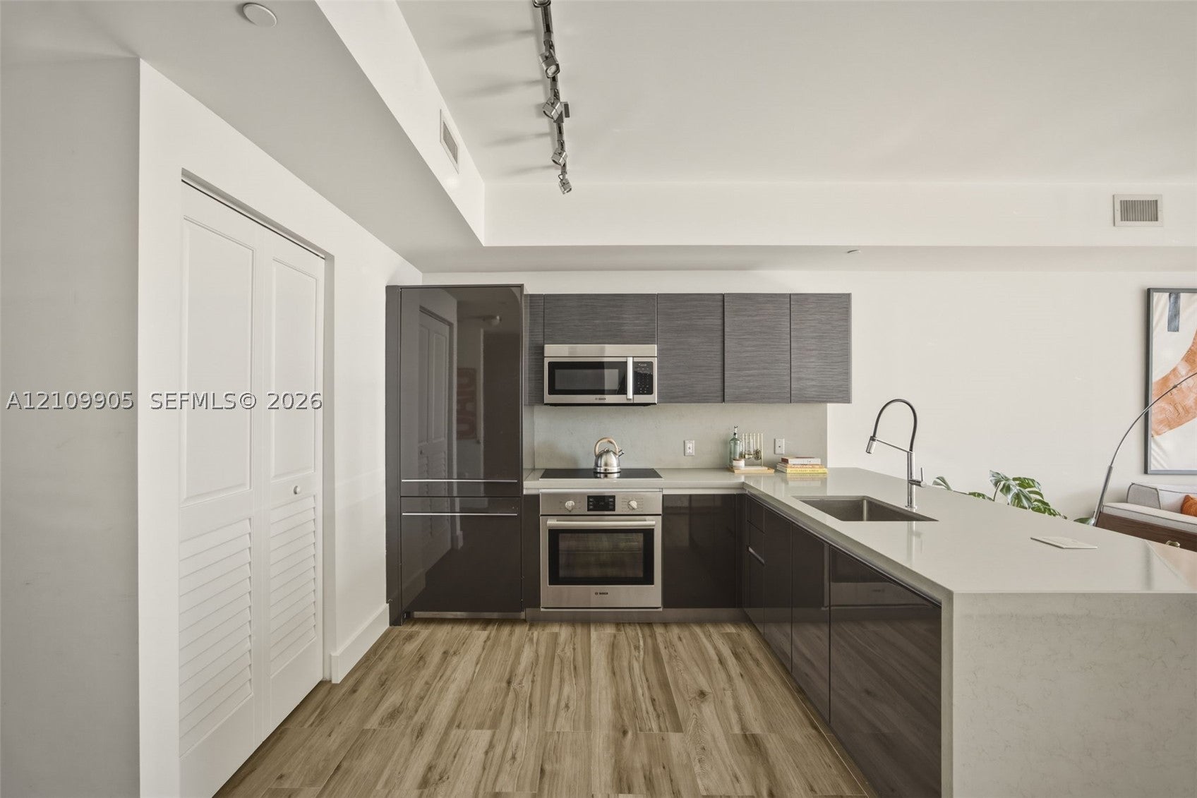 1080 Brickell Ave 2302