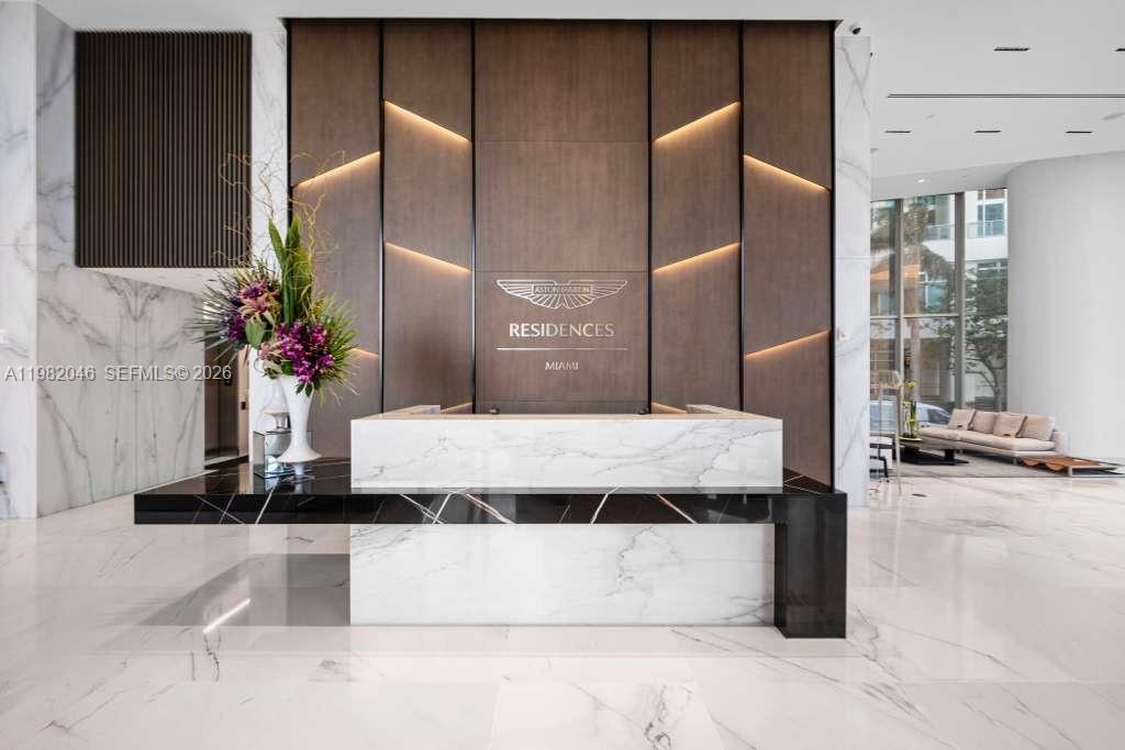 ASTON MARTIN RESIDENCES - Residential