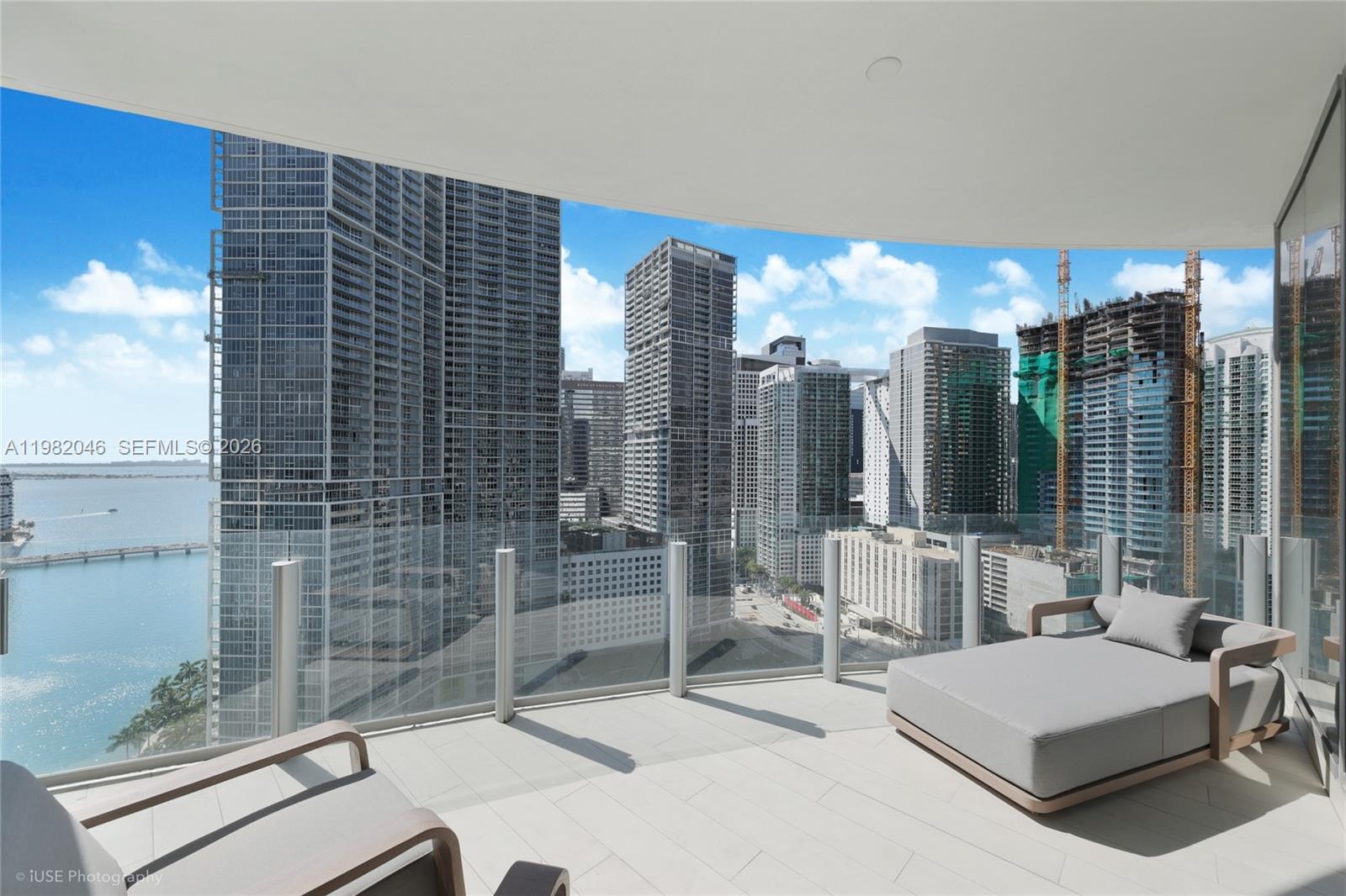 300 Biscayne Boulevard Way 2307W