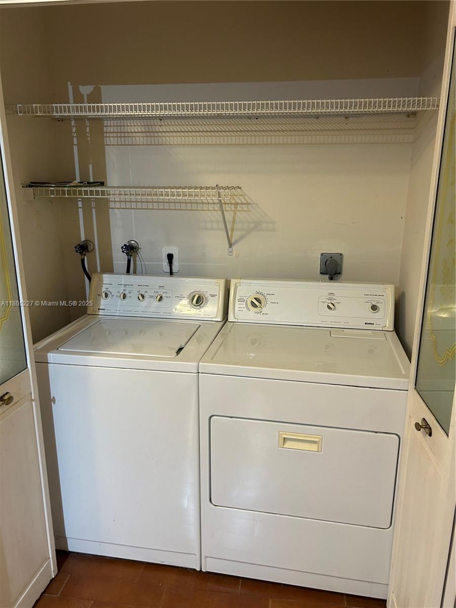 ALPINE WOODS ESTATES NO I - Residential