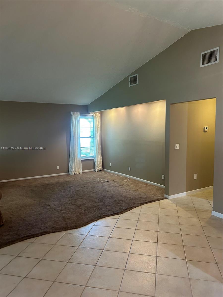 8631 Bridle Path Ct