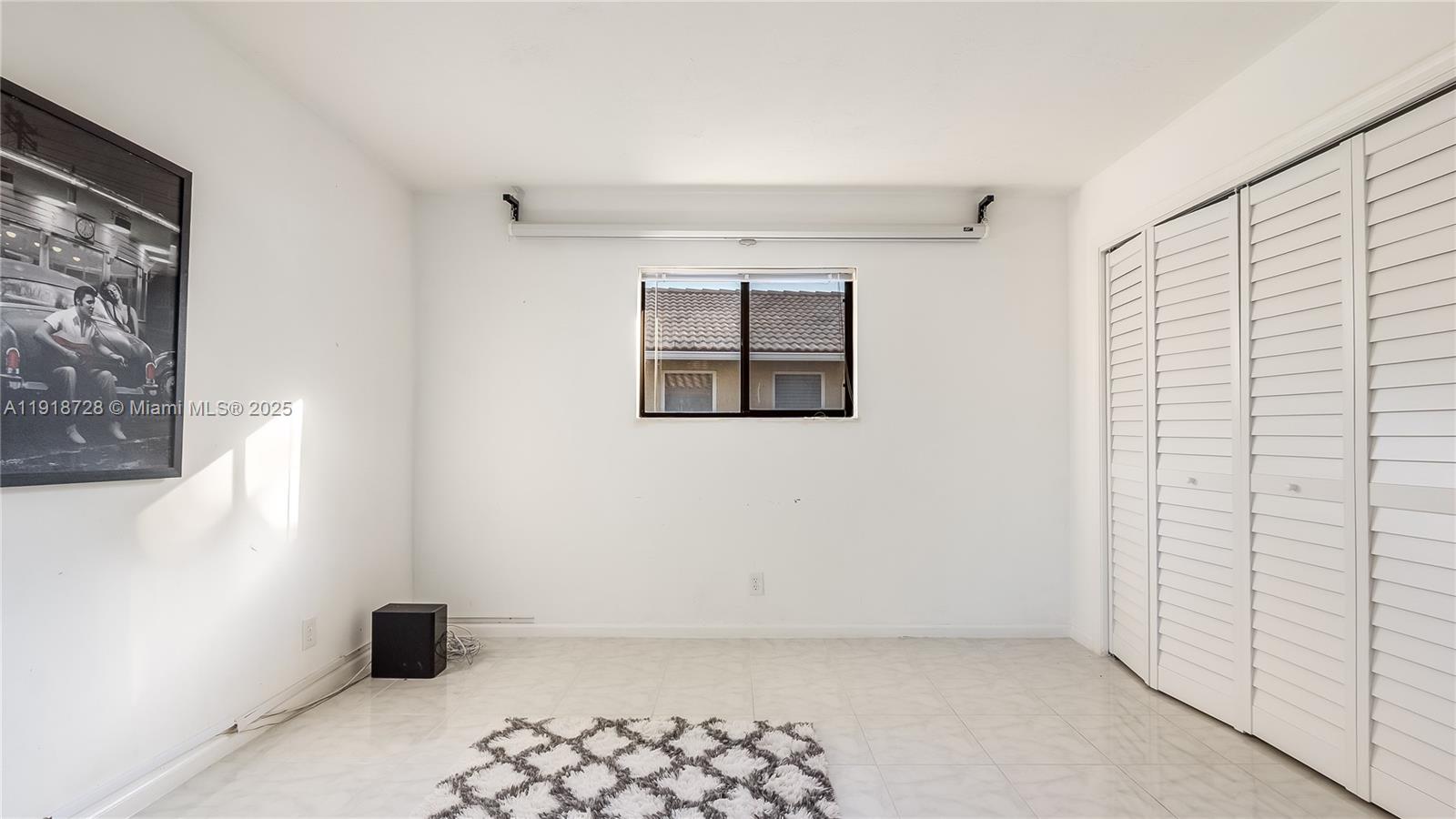 CRANBROOK LAKE ESTATES - Residential