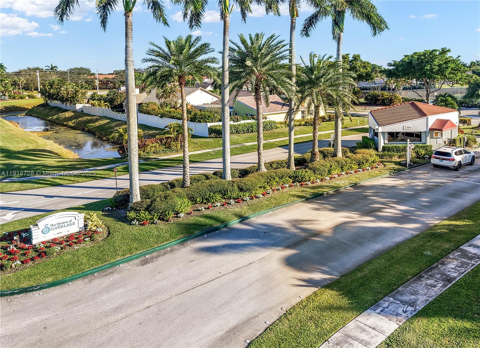 CRANBROOK LAKE ESTATES - Residential