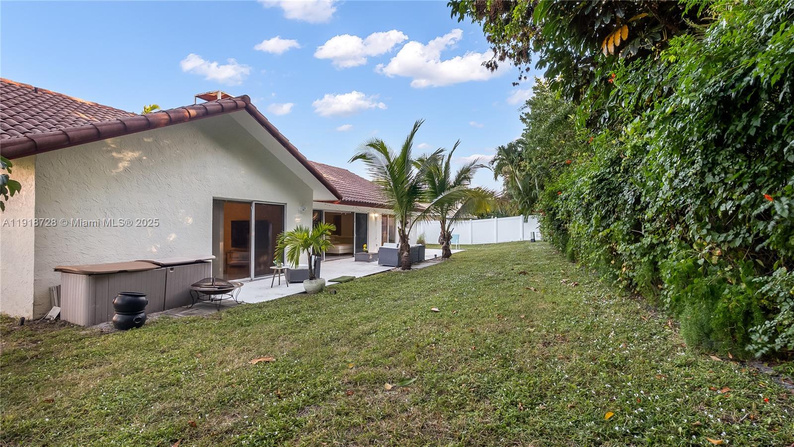 CRANBROOK LAKE ESTATES - Residential