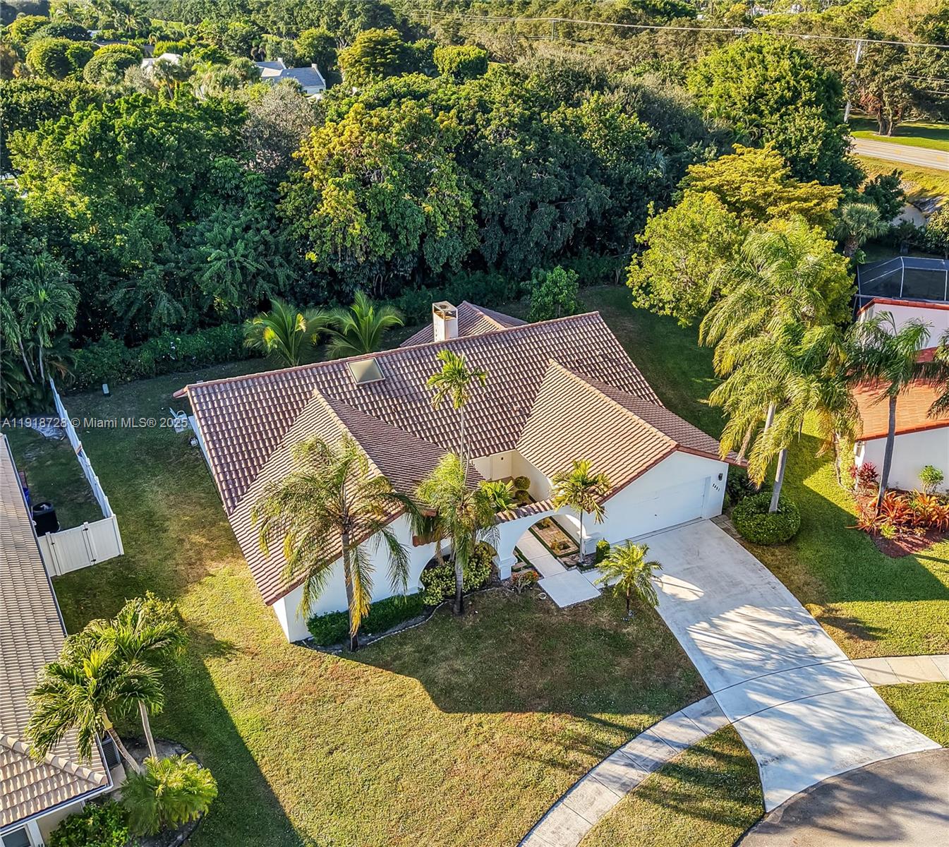 CRANBROOK LAKE ESTATES - Residential