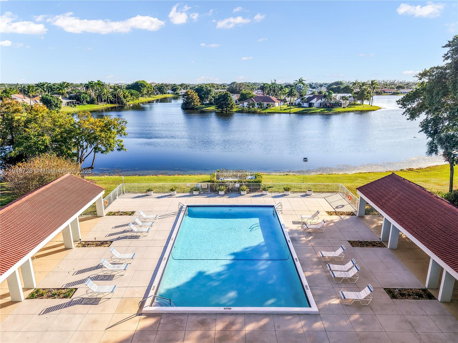 CRANBROOK LAKE ESTATES - Residential