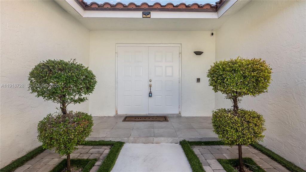 Photo of 2451 SW 23rd Cranbrook Drive, Boynton Beach, FL 33436 (MLS # A11918728)