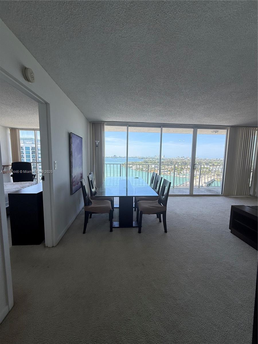 7601 E Treasure Dr 2115