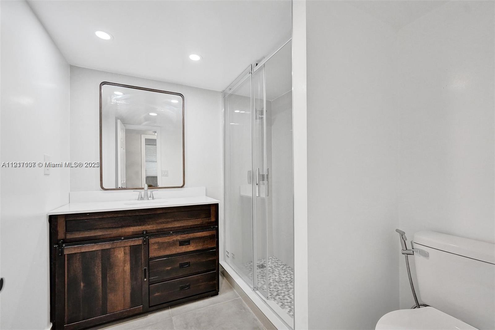 CONDOMINIUM 2 OF ENVIRON - Residential