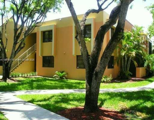 Bright and well-maintained unit featuring tile flooring throughout and fresh interior paint. Located in the sought-after Venetian Palms community, residents enjoy access to great amenities including a swimming pool and more.
