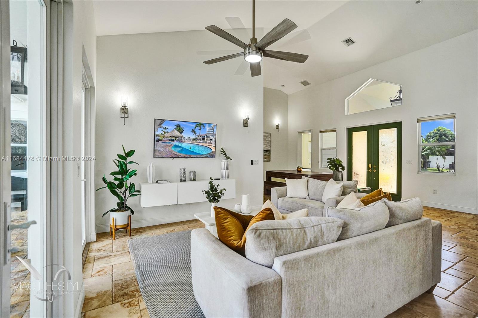 BOCA HARBOUR 1ST SEC - Residential Lease