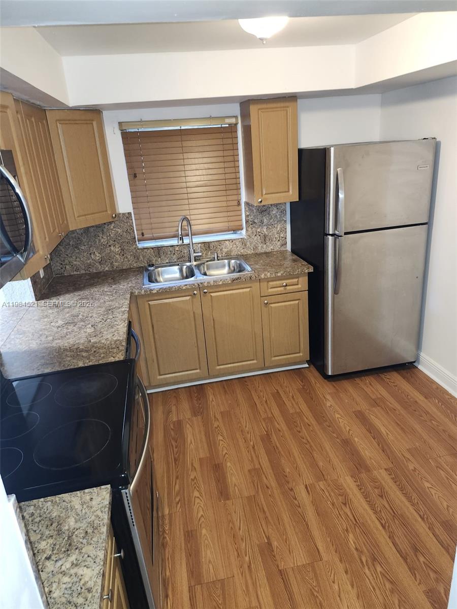 GOLF MANOR BLDG A CONDO - Residential