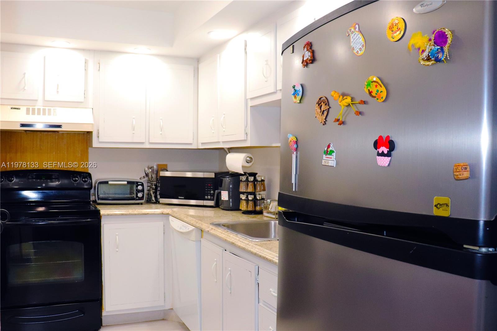 PARK PLACE CONDOMINIUM NO - Residential Lease