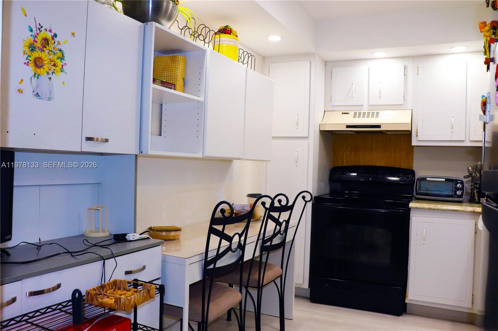 PARK PLACE CONDOMINIUM NO - Residential Lease