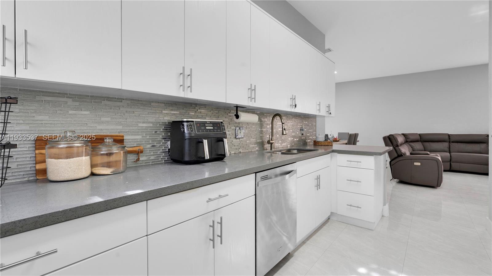 SOMERSET II SOUTH - Residential