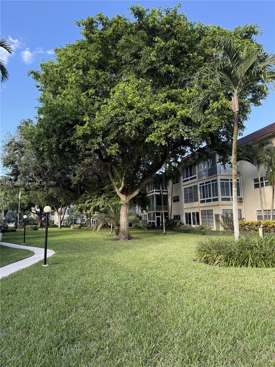 MELALEUCA GARDENS CONDO - Residential Lease