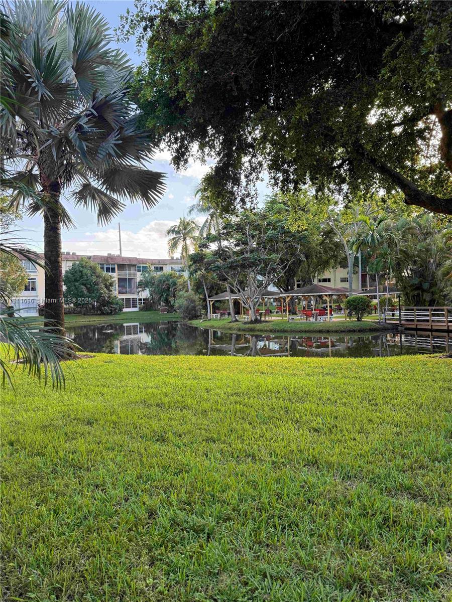 MELALEUCA GARDENS CONDO - Residential Lease