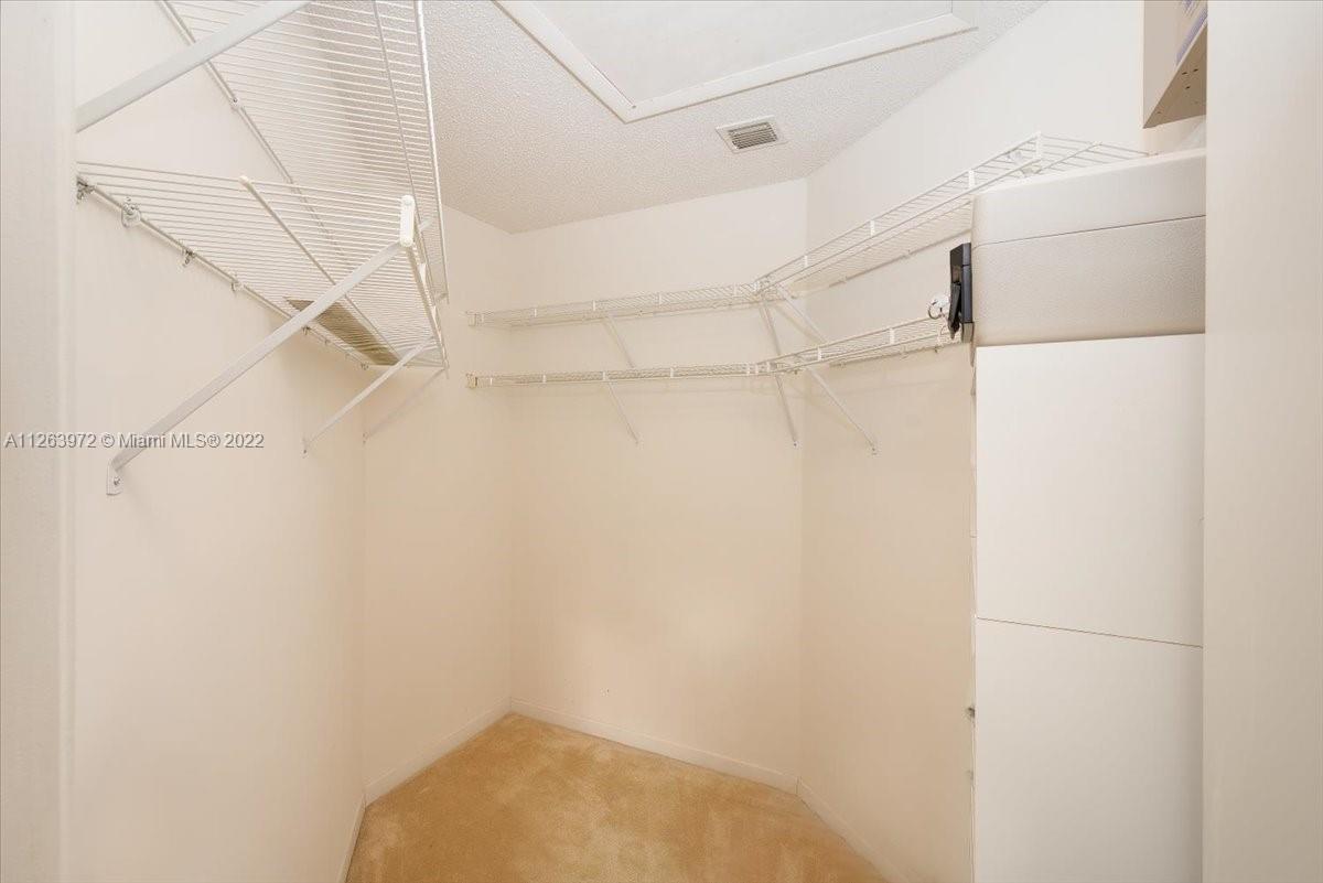 FOREST RIDGE CLUSTER HOME - Residential