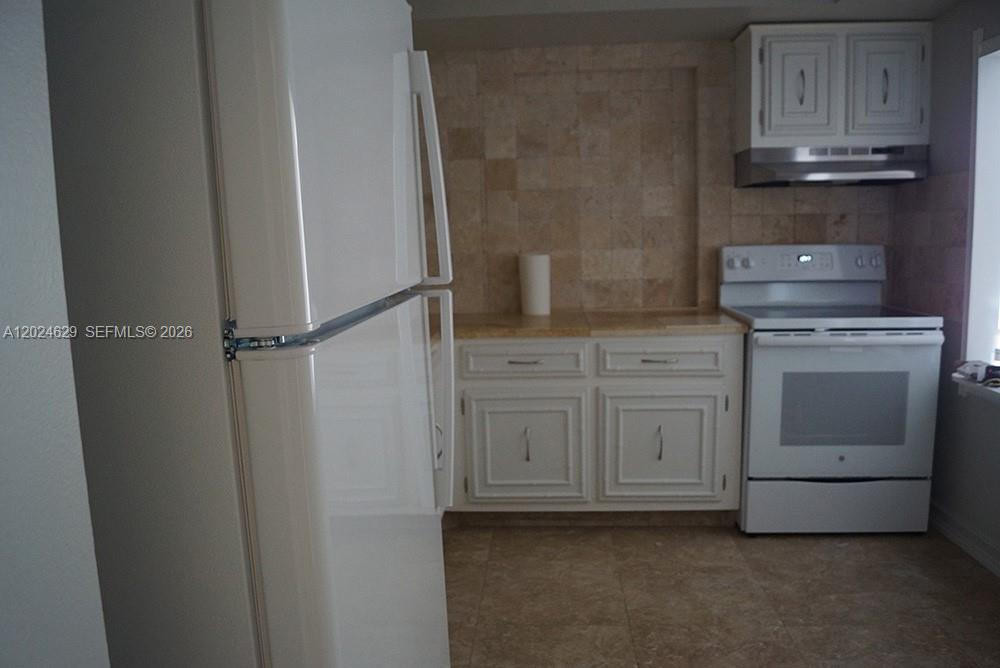 DESOTO PARK CONDO - Residential