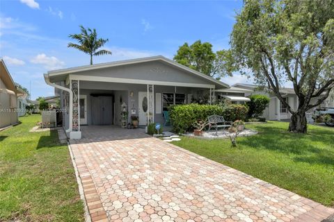 5714 NW 66th Ter Tamarac FL 33321