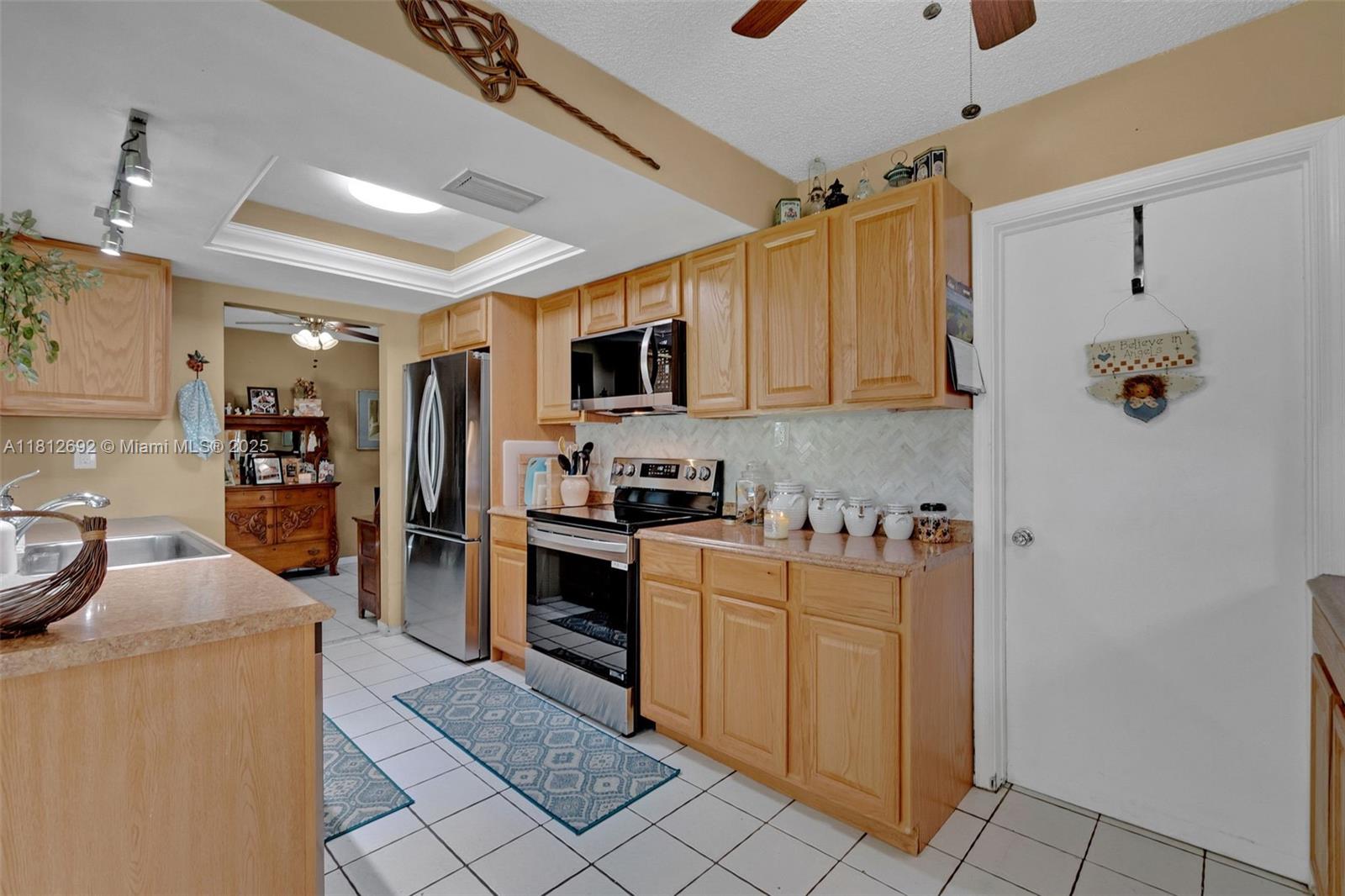 MAINLANDS OF TAMARAC LAKE - Residential