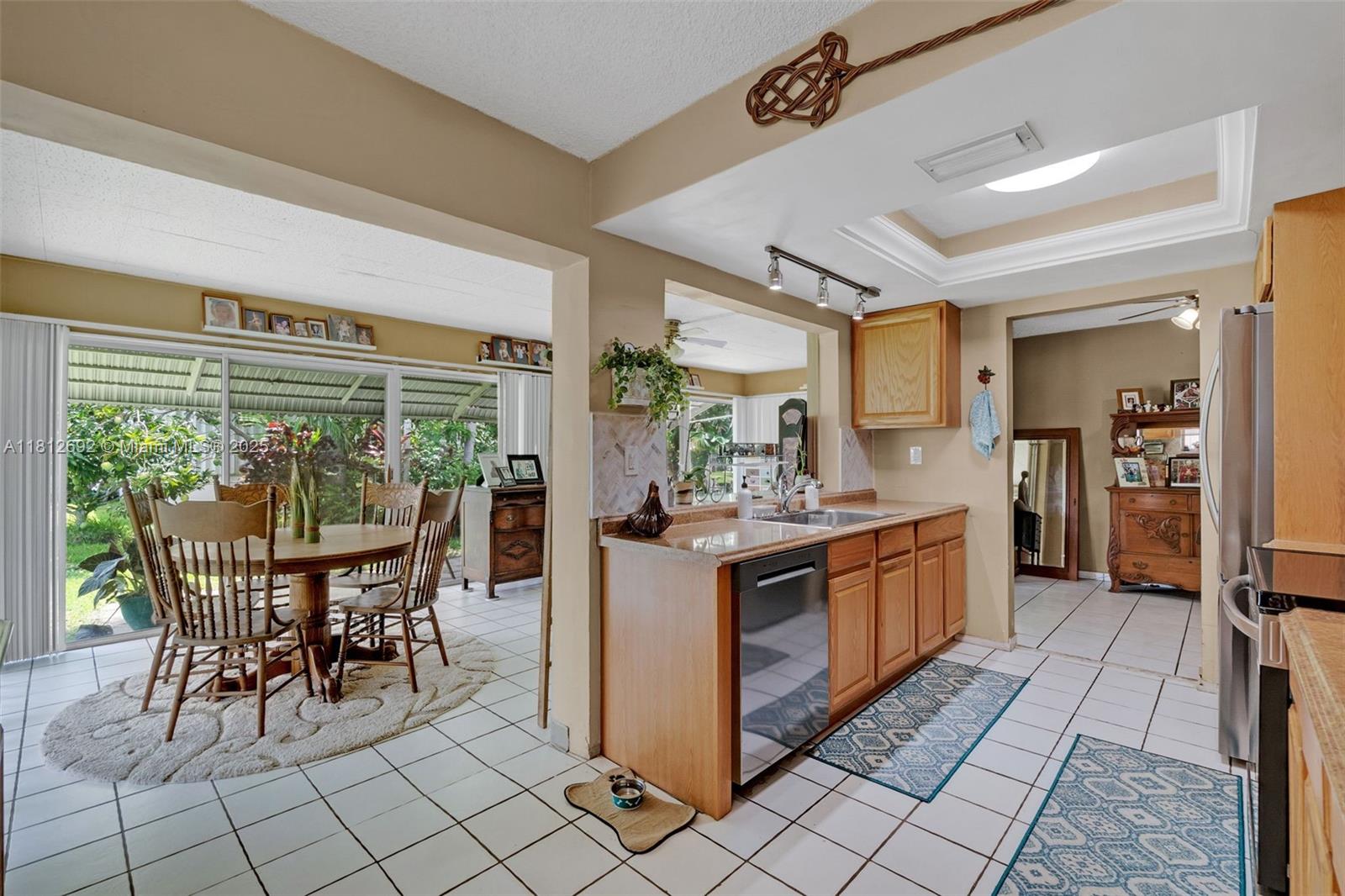 MAINLANDS OF TAMARAC LAKE - Residential