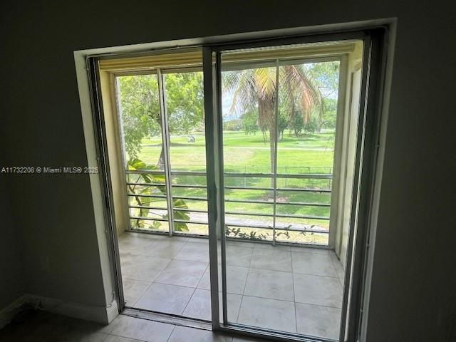 15888 SW 95th Ave 207
