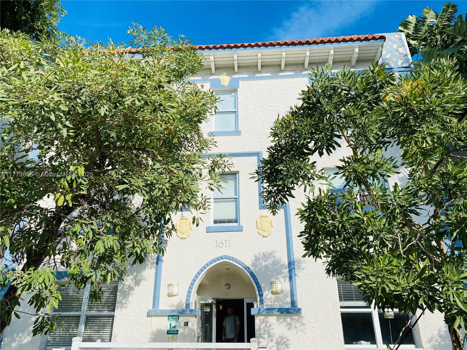 Rental Property at 1611 Meridian Avenue 305, Miami Beach, Miami-Dade County, Florida - Bedrooms: 2 
Bathrooms: 2  - $2,700 MO.