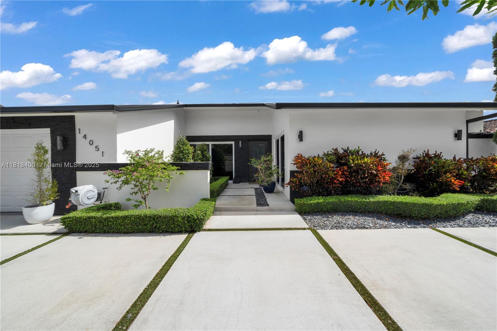 Property for Sale at 14051 Sw 48th St, Miami, Broward County, Florida - Bedrooms: 3 
Bathrooms: 2  - $799,000
