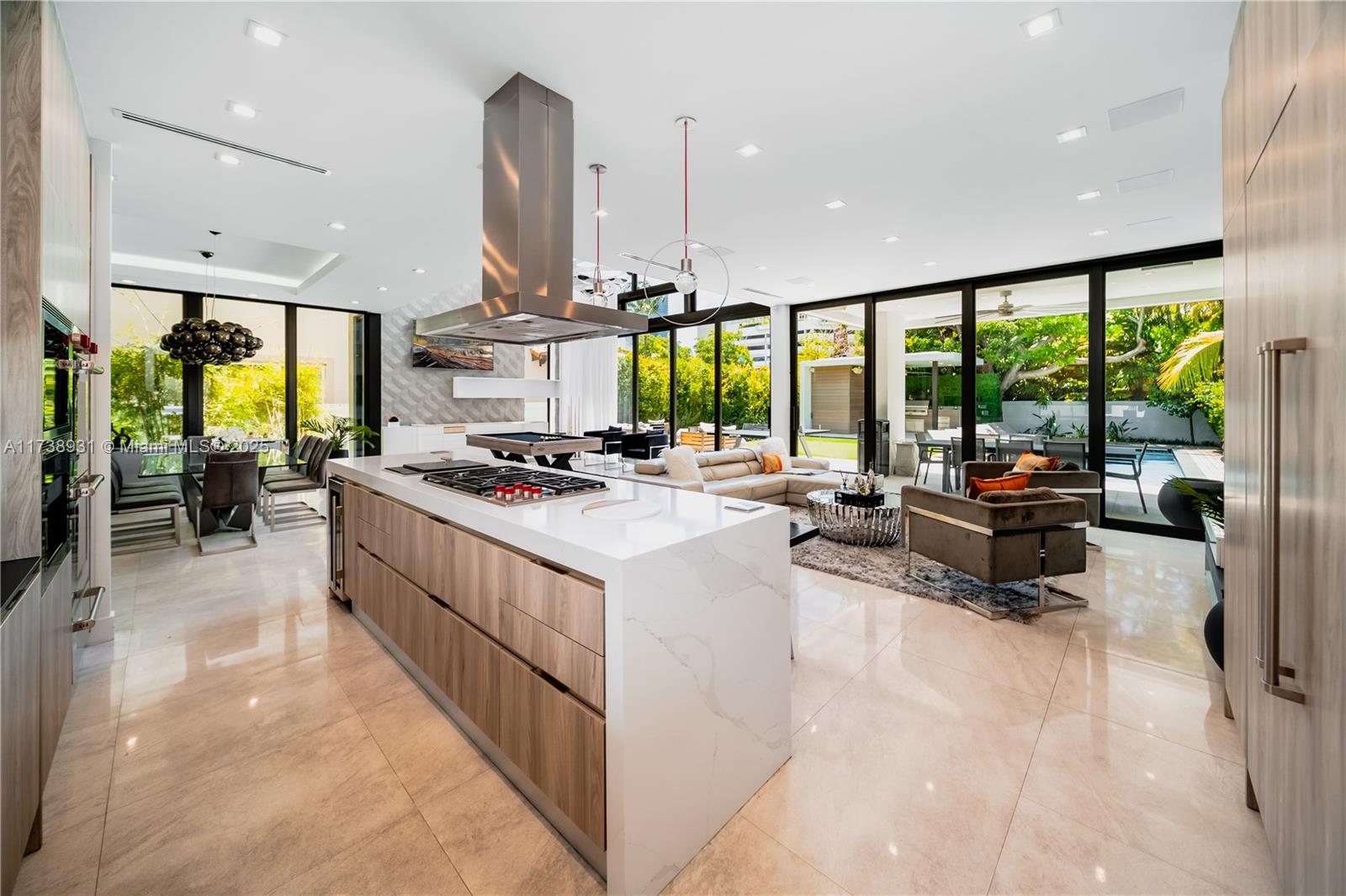 HOLLEMAN PARK - Residential