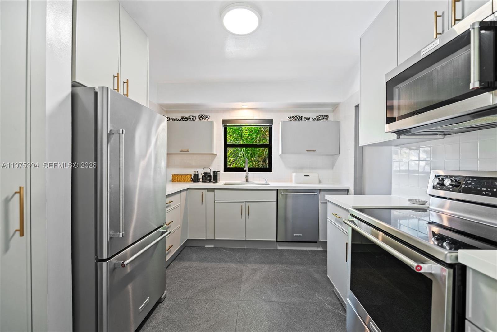 AQUA MARINE - Residential