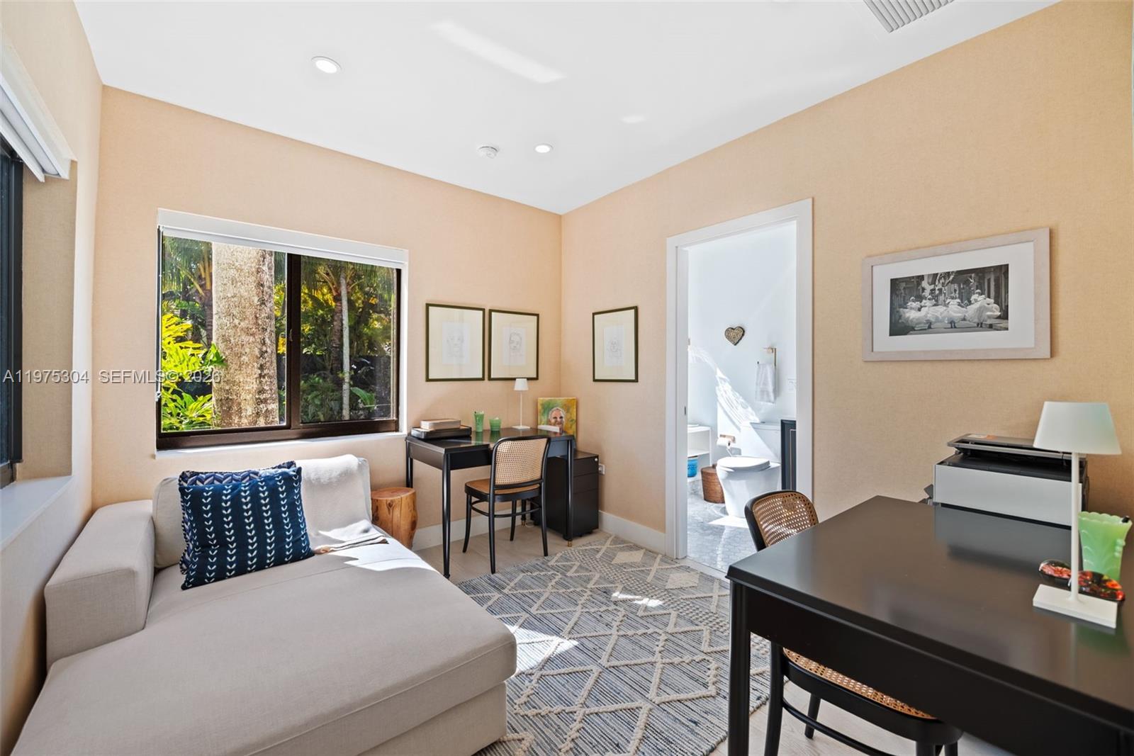 AQUA MARINE - Residential