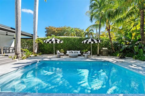 740 NE 76th St Miami FL 33138