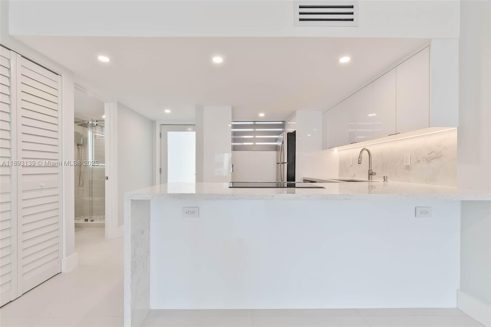 WEST BAY GARDENS CONDO - Residential Lease