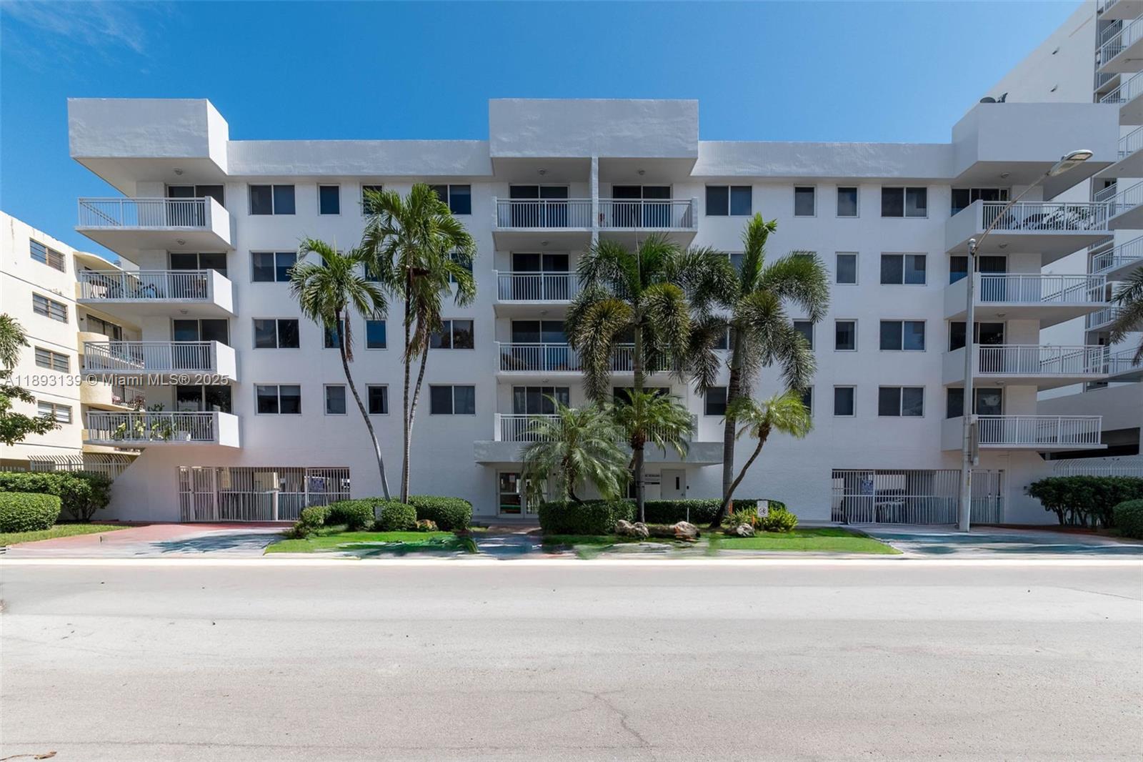 WEST BAY GARDENS CONDO - Residential Lease